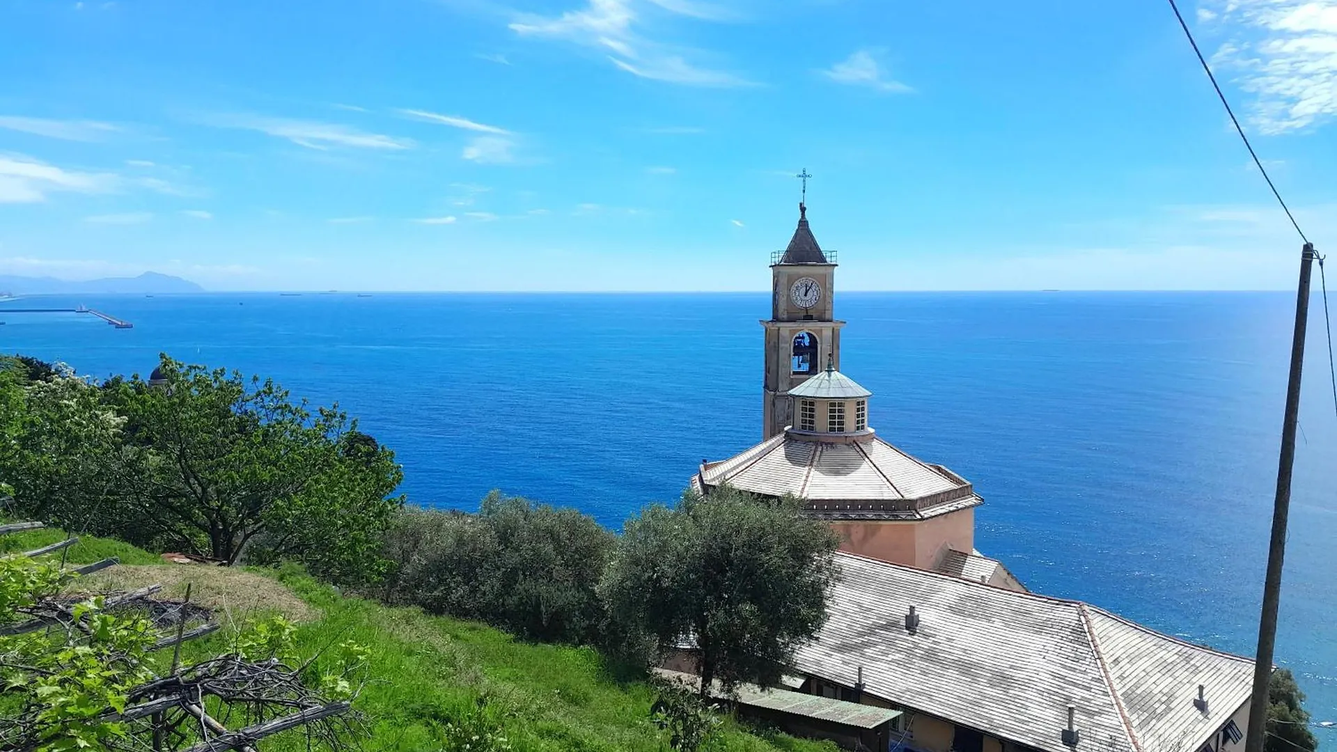 Attico Sul Mare By Smart-Home Janov