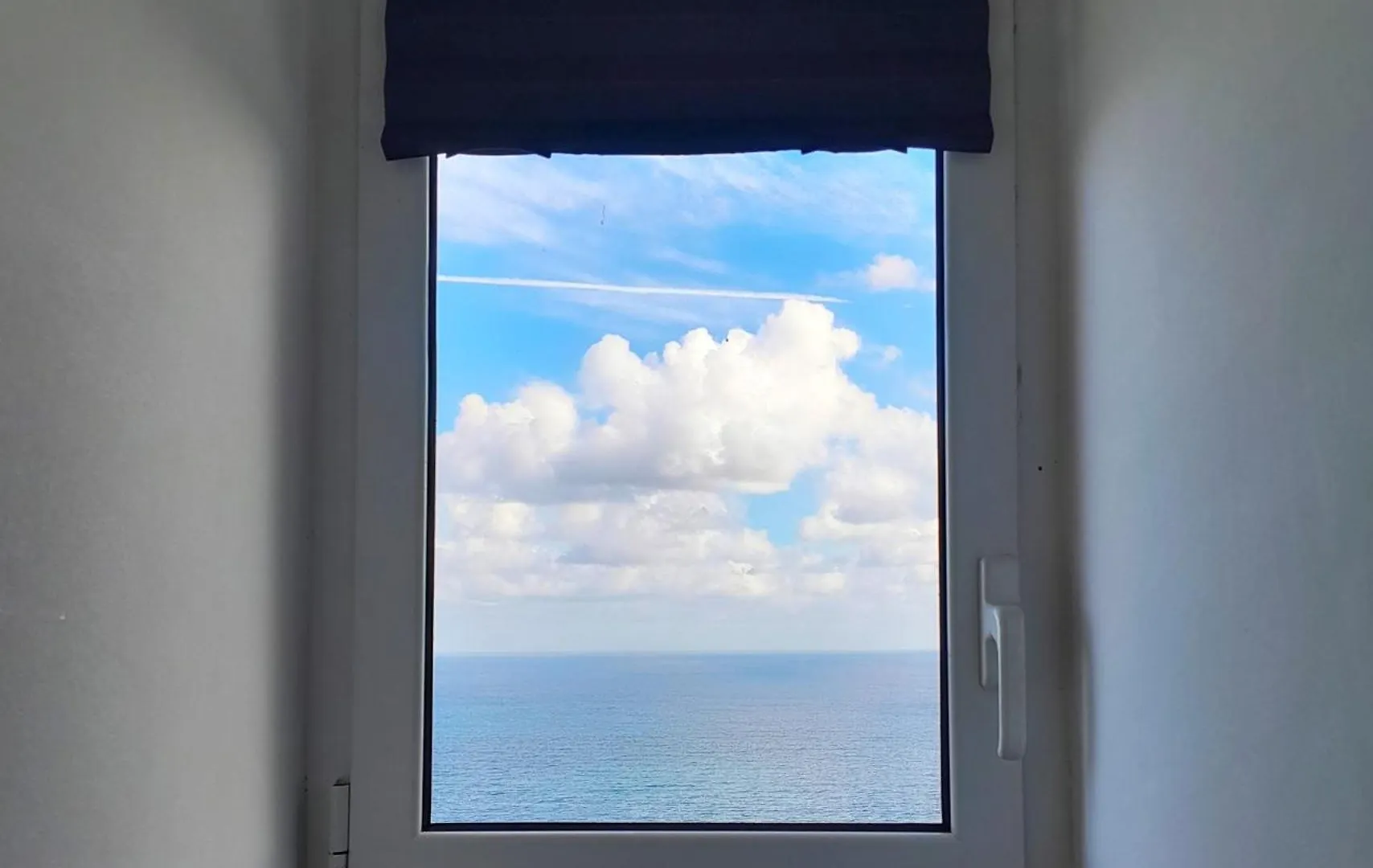 Attico Sul Mare By Smart-Home Janov